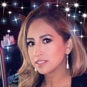 Meet your Posher, Carla